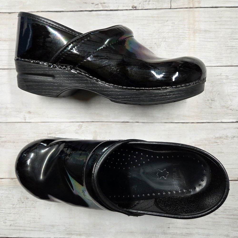 Dansko Clogs Women 40(9.5) Black Professional Iridescent Patent Leather Deformed